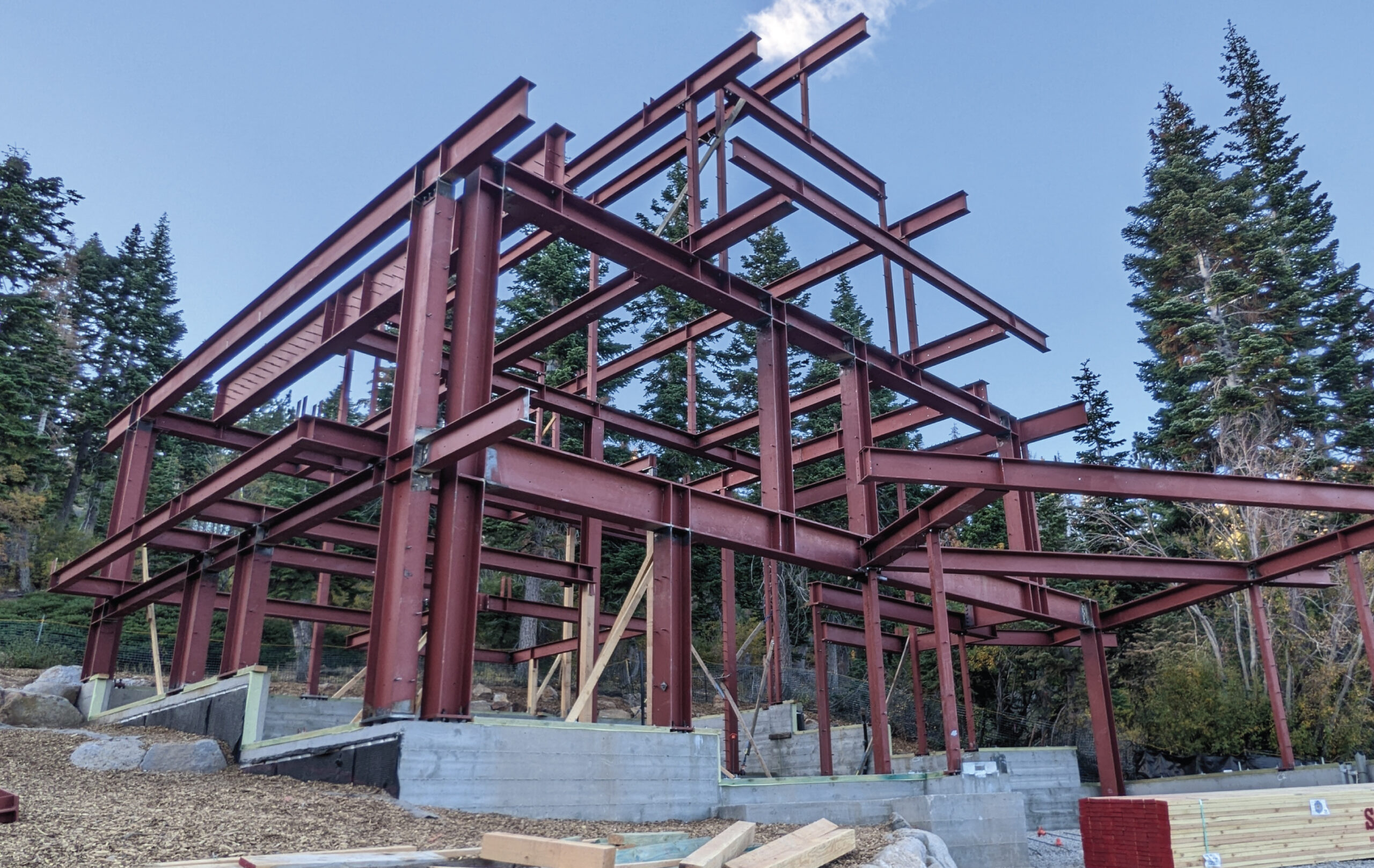 erecting a steel structure